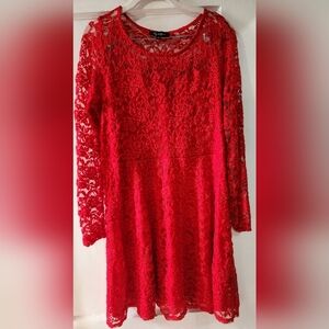 Elegant Red Cocktail Dress with Bishop Sleeves and Crew Neck